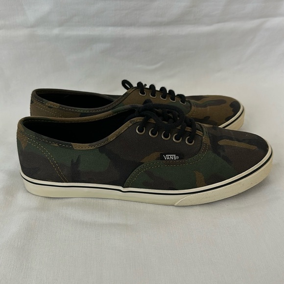 Vans Shoes - Camo Vans